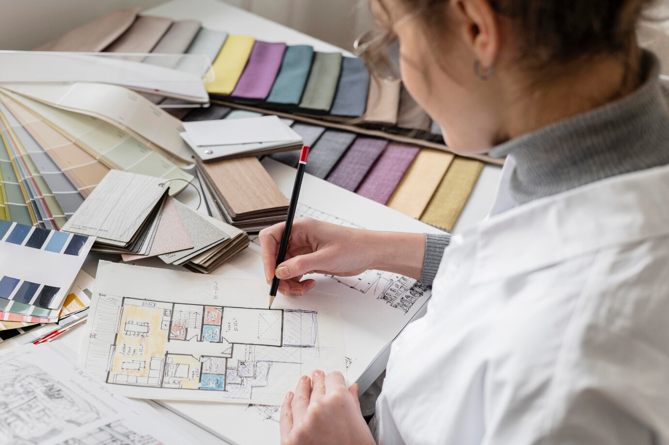 Distinções entre Decoradores, Designers de Interiores e Arquitetos: São ...